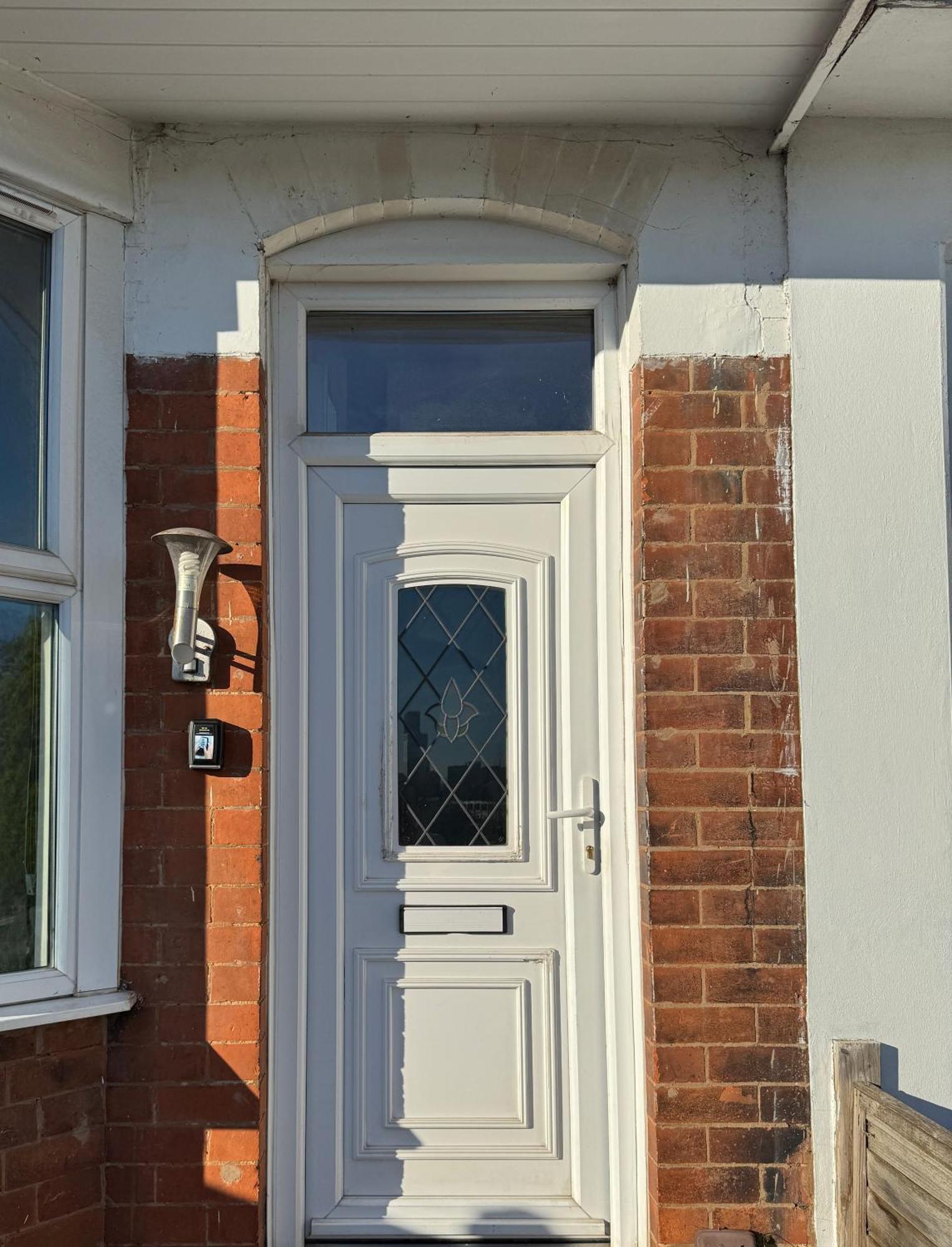Wiggen Street Town House Sleeps 4-7 Guests 3 Bathroom Free Parking *