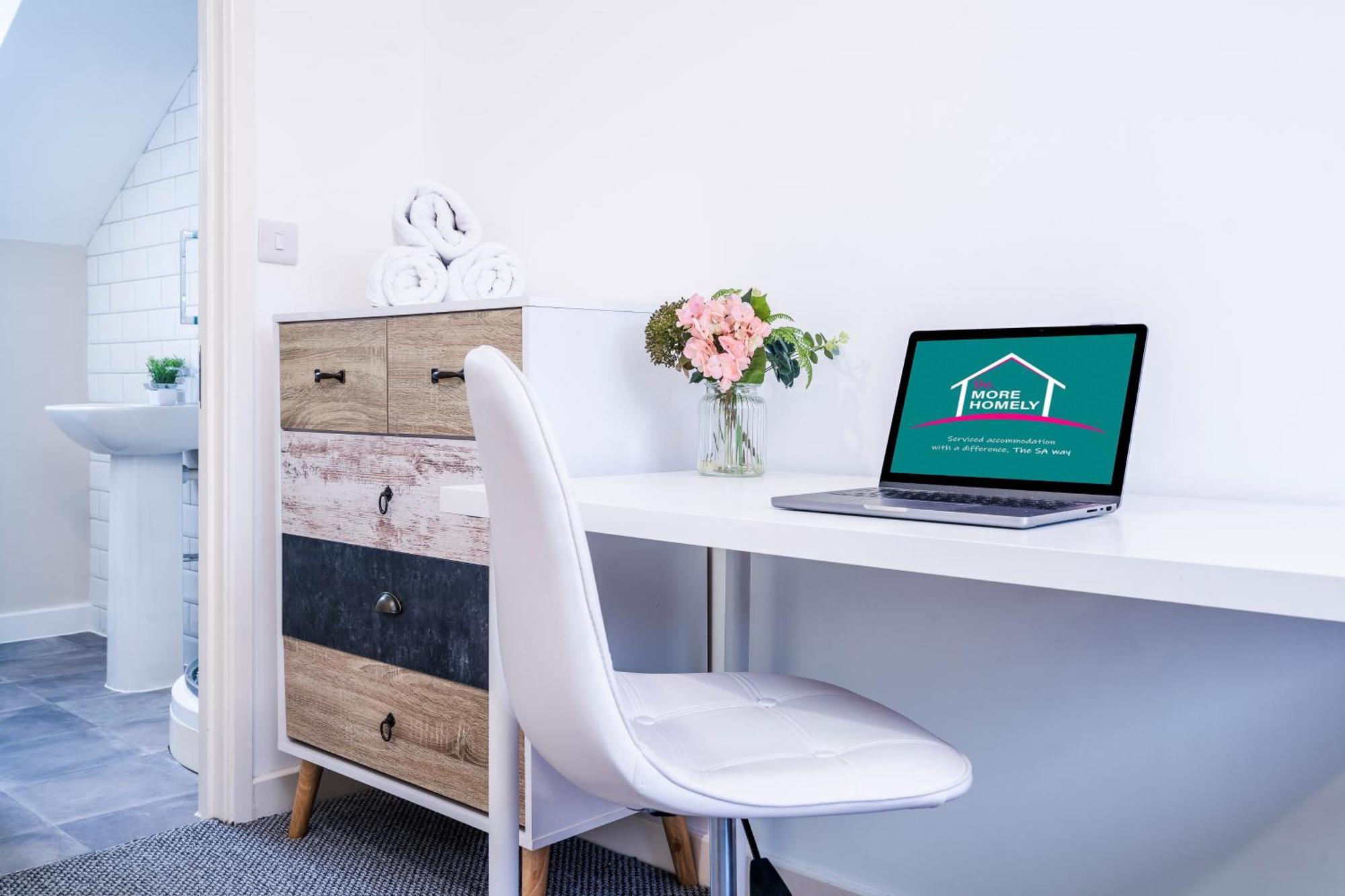 Wiggen Street Town House Sleeps 4-7 Guests 3 Bathroom Free Parking Birmingham