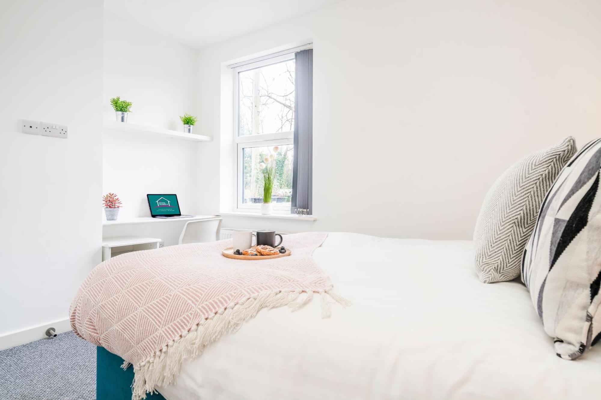 Wiggen Street Town House Sleeps 4-7 Guests 3 Bathroom Free Parking Holiday home Birmingham